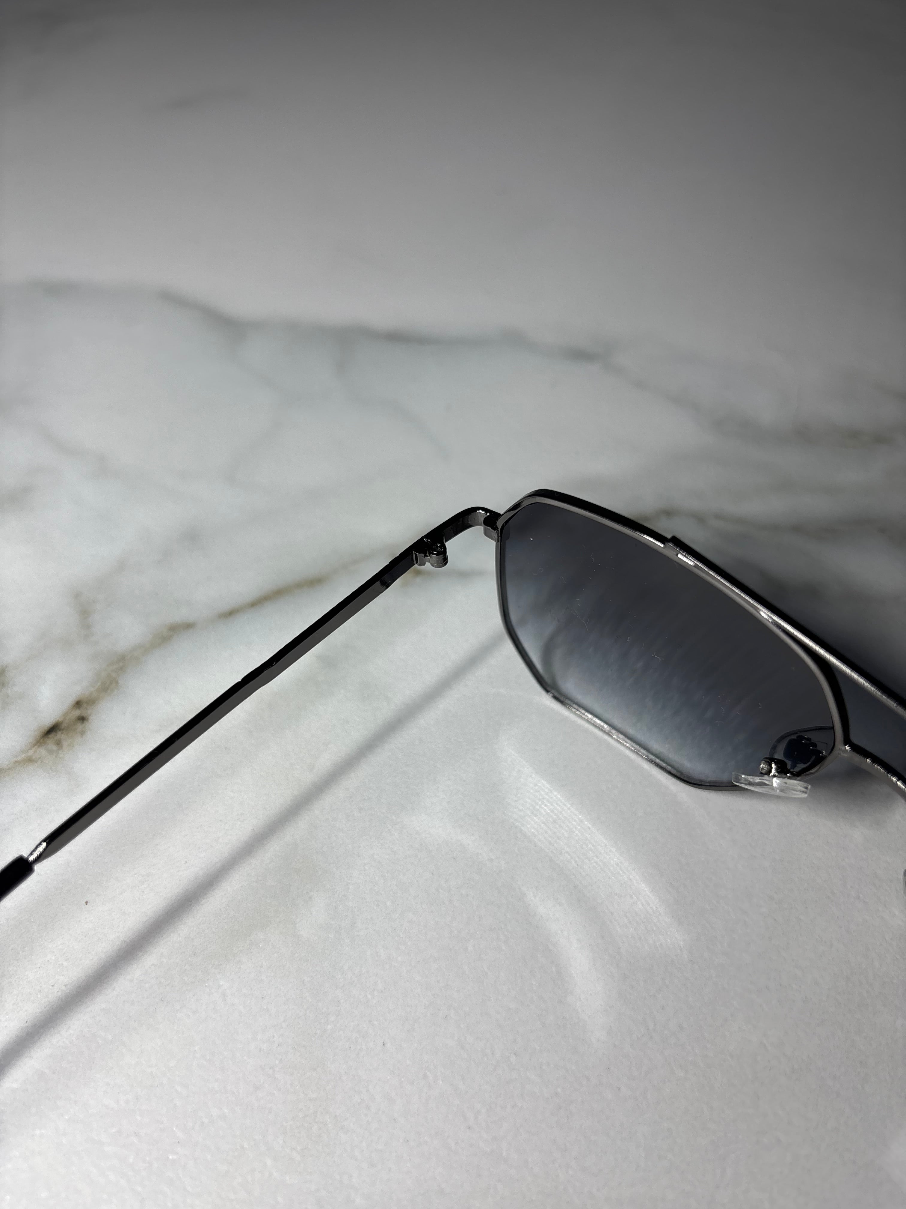 Phoenix Moon – okulary inspirowane światłem Phoenix|Billion Moons