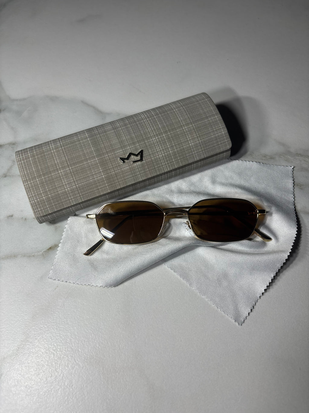 Palermo Moon – okulary fashion inspirowane klimatem Palermo. Billion Moons