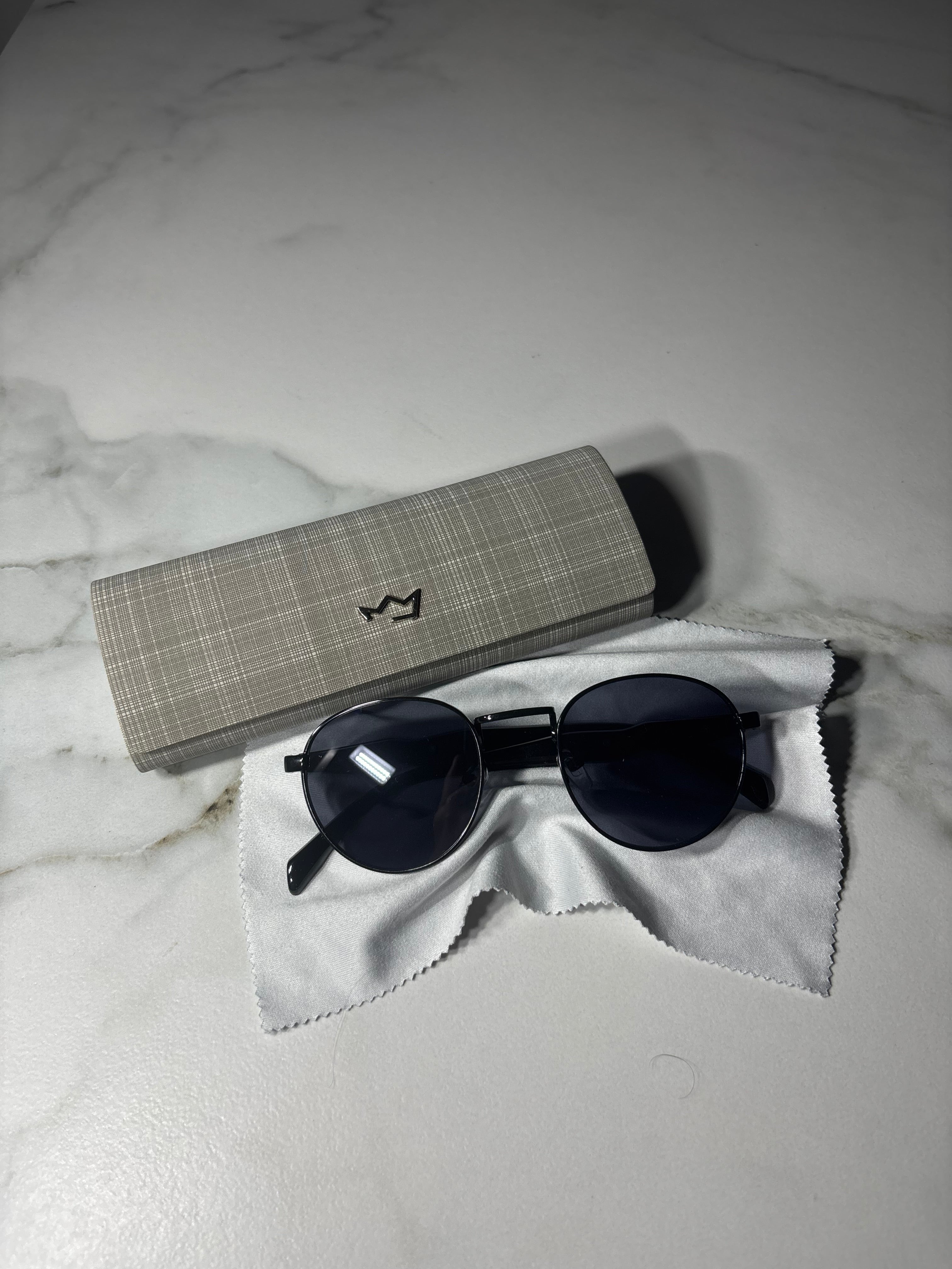 Malaga Moon – okulary fashion inspirowane klimatem Malagi. Billion Moons