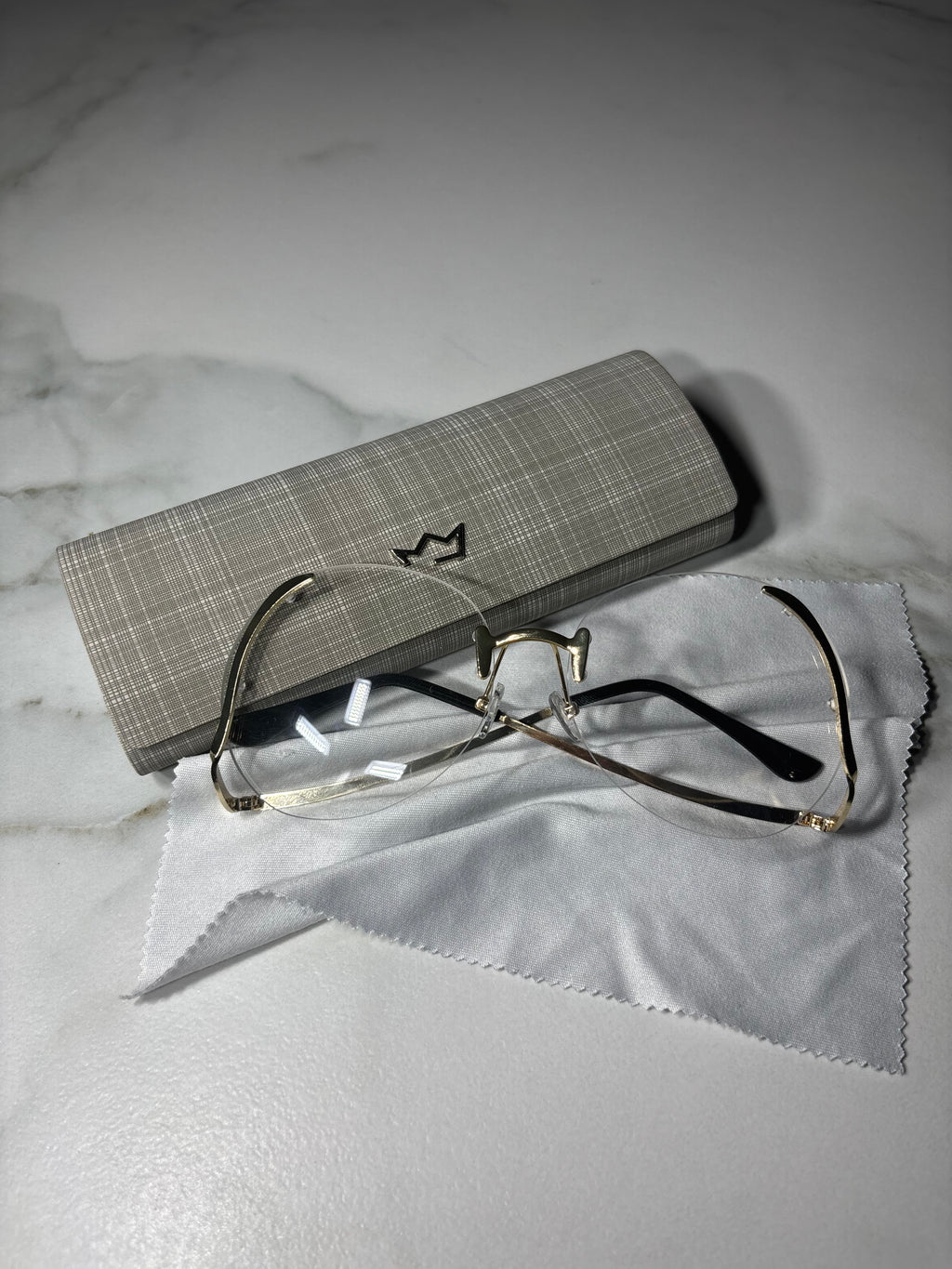 Susa Moon – okulary fashion inspirowane spokojem Susy. Billion Moons