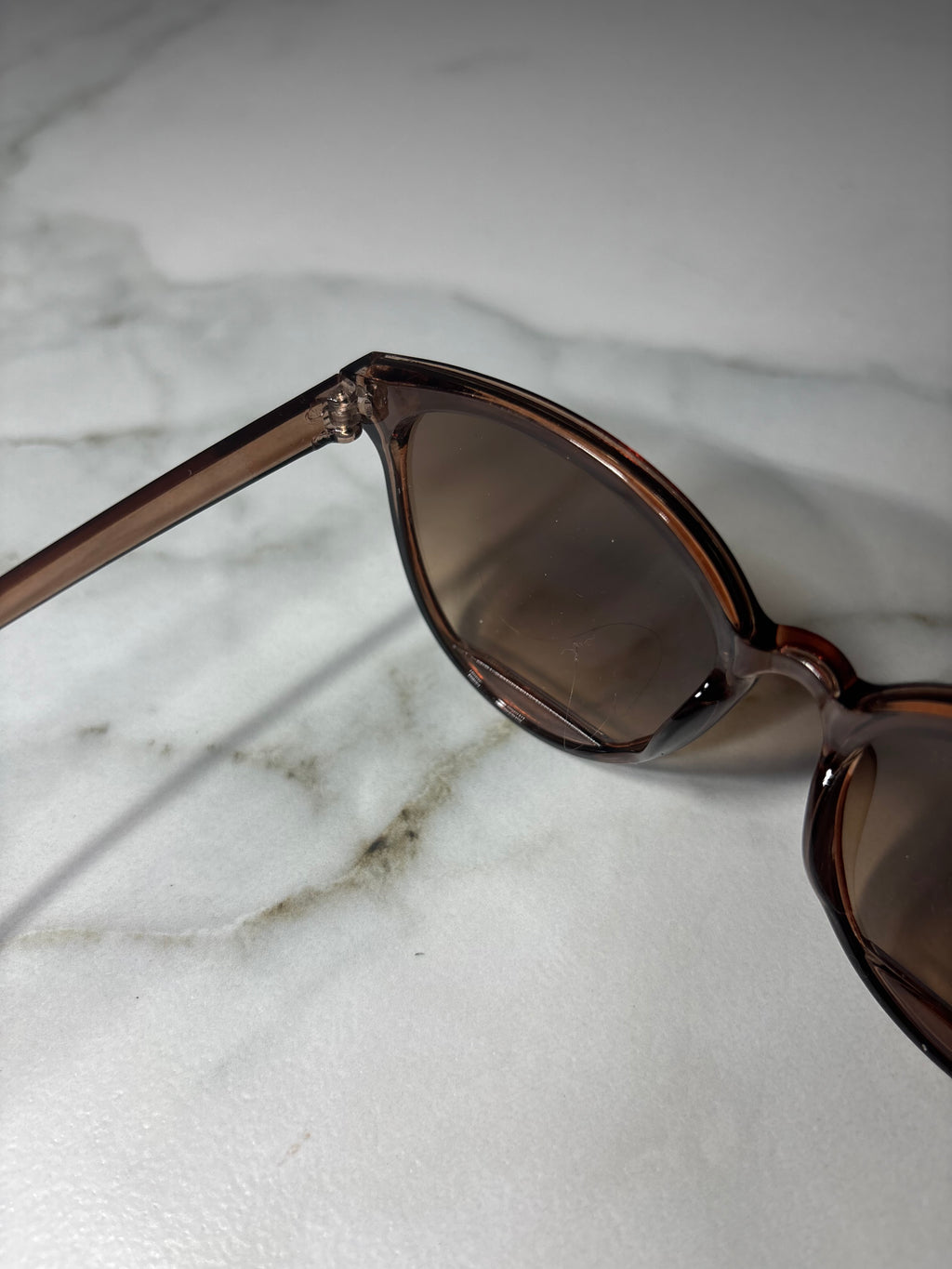 Montreal Moon – okulary fashion inspirowane stylem Montrealu. Billion Moons