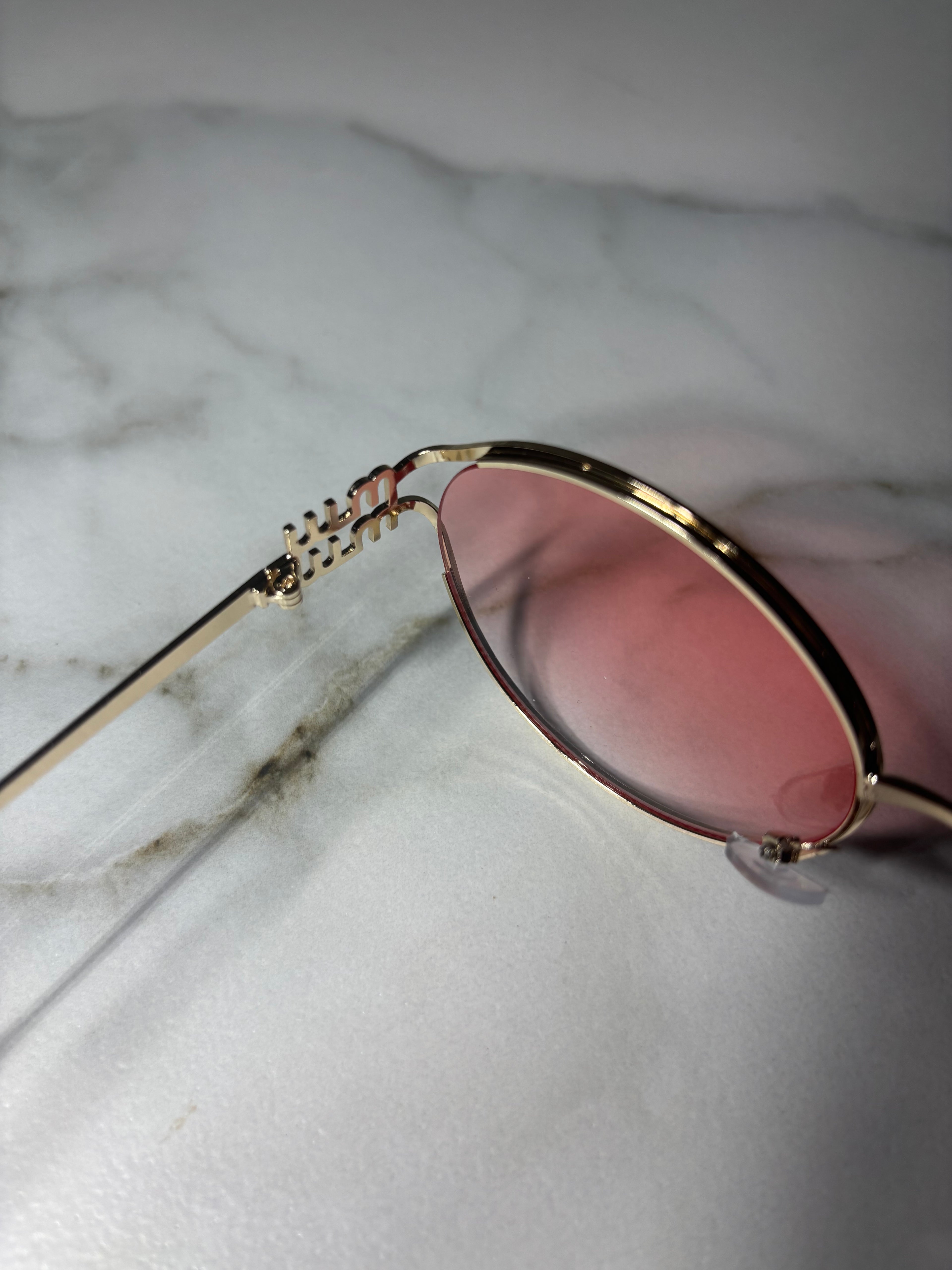 Alanya Moon – okulary fashion inspirowane światłem Alanyi. Billion Moons