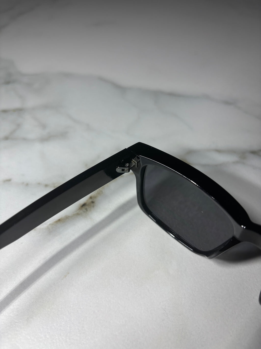 Katania Moon – okulary fashion inspirowane sycylijską Katanią. Billion Moons