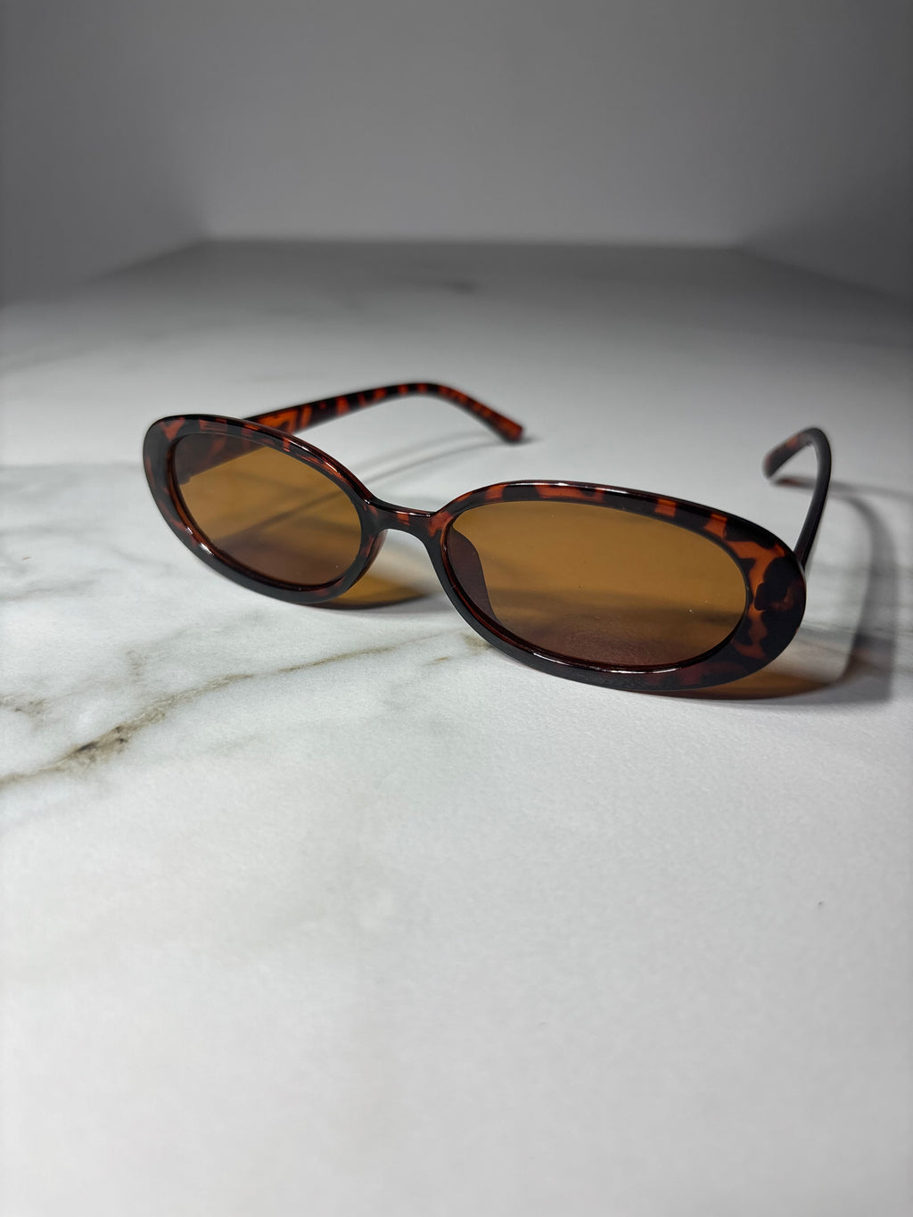 Stockholm Moon – okulary fashion inspirowane minimalizmem Sztokholmu. Billion Moons