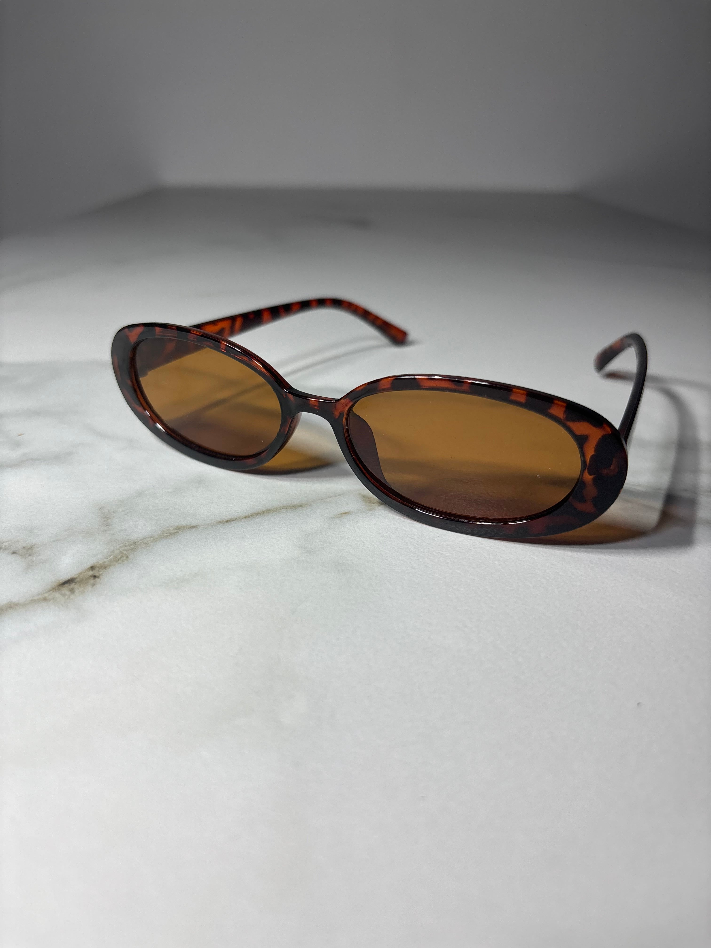 Stockholm Moon – okulary fashion inspirowane minimalizmem Sztokholmu. Billion Moons