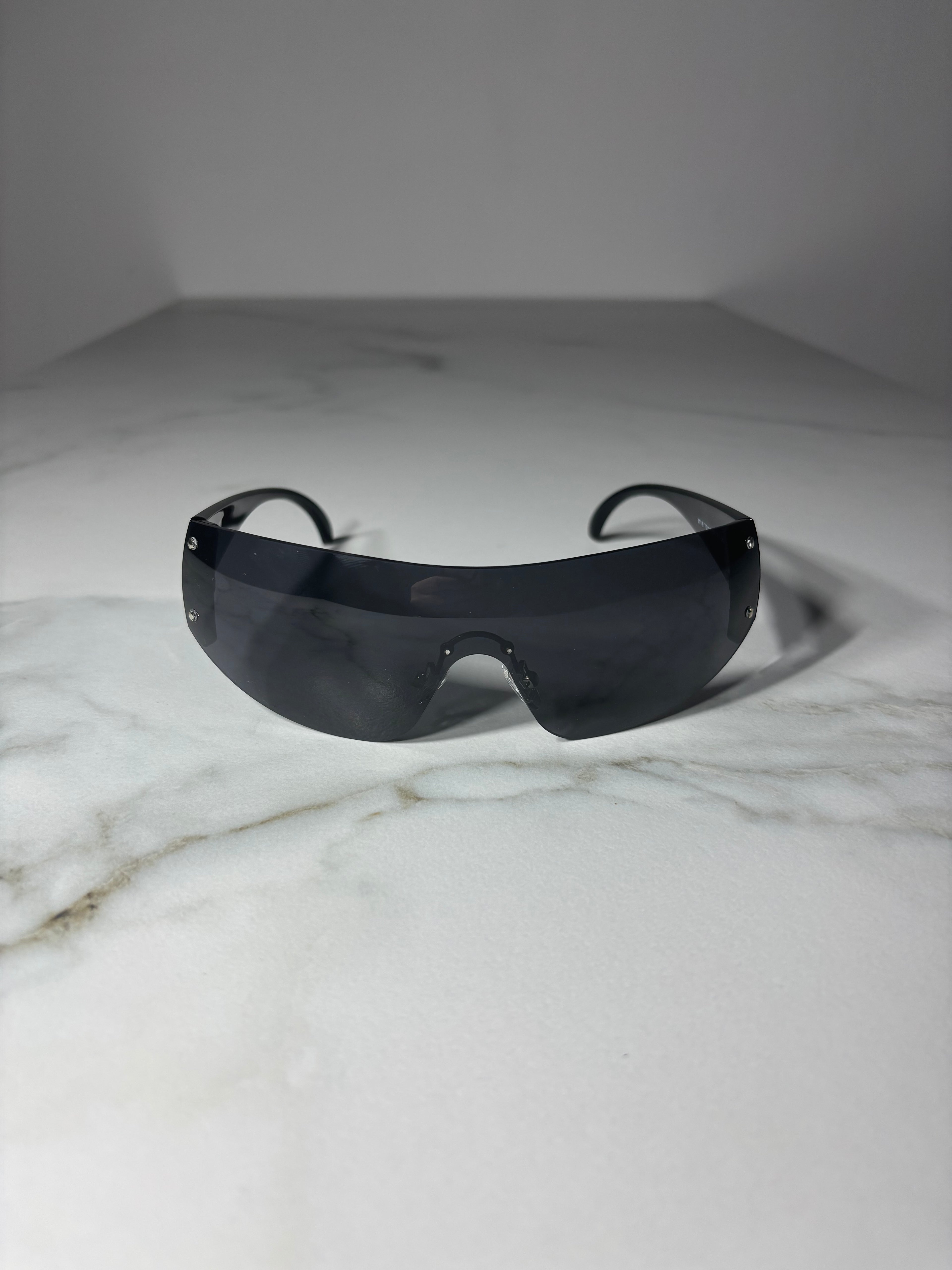 Toronto Moon – okulary fashion inspirowane nowoczesnym stylem Toronto. Billion Moons